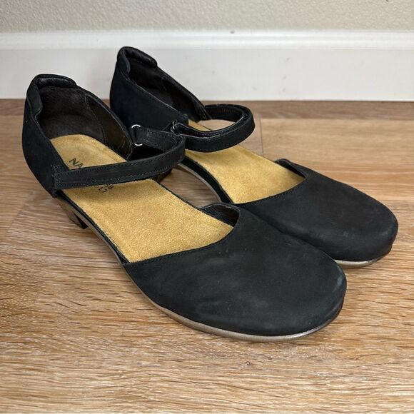 Naot Heel Black Velvet Nubuk Mary Jane Shoes, Size 7 - Picture 3 of 12